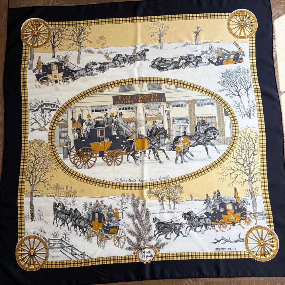 Hermès Silk Scarf  90 Carré Gold Black Cream Hand Rolled Made in France
